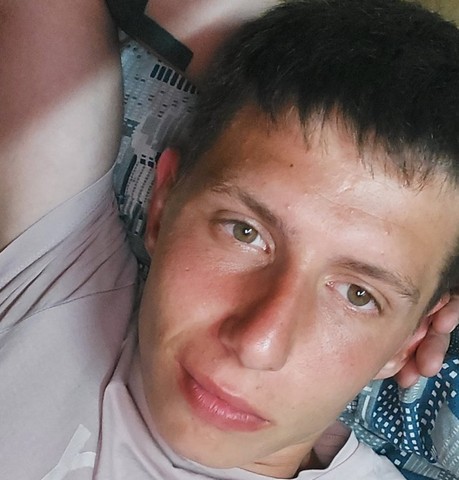 Парни в Корсаков: Виктор, 23 - ищет девушку из Корсаков