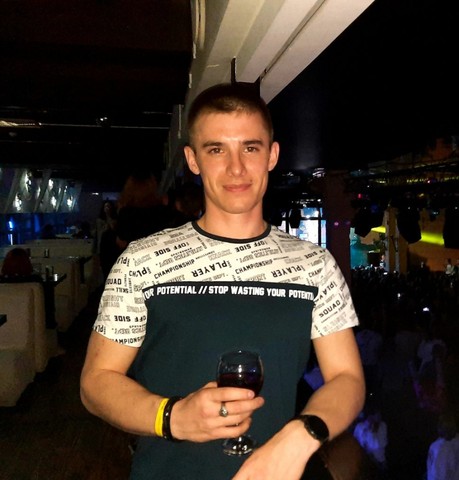 Парни в Бийске: Алексей, 25 - ищет девушку из Бийска