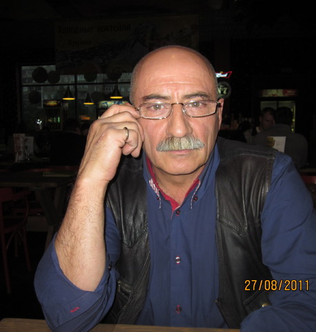 Парни в Мурманске: Георгий Давтян, 70 - ищет девушку из Мурманска