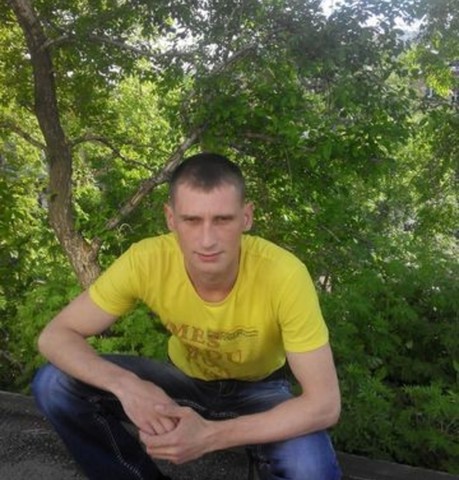 Парни в Арсеньеве: Денис, 37 - ищет девушку из Арсеньева