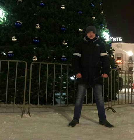 Парни в Новомосковске: Олег, 31 - ищет девушку из Новомосковска