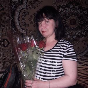 Девушки в Челябинске: Лина Кулишова, 44 - ищет парня из Челябинска