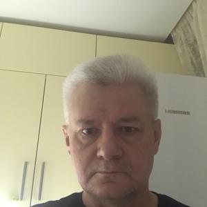 Олег, 55 лет, Чехов