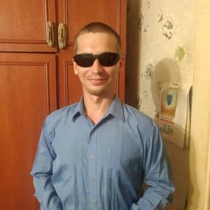 Парни в Вольске: Алексей, 29 - ищет девушку из Вольска