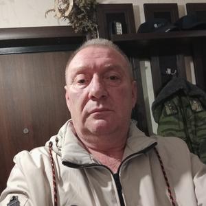 Лев, 57 лет, Казань