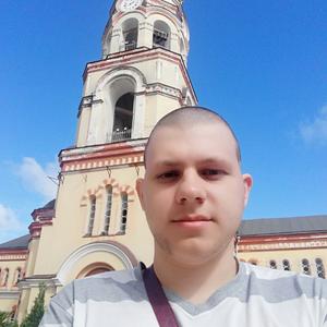 Парни в Омске: Андрей, 25 - ищет девушку из Омска