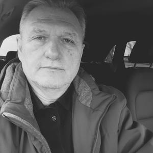 Парни в Екатеринбурге: Александр, 68 - ищет девушку из Екатеринбурга