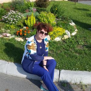 Девушки в Екатеринбурге: Елена, 63 - ищет парня из Екатеринбурга