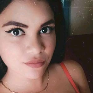 Девушки в Miami: Lorena, 27 - ищет парня из Miami