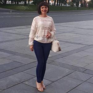 Девушки в Владикавказе: Эмилия Горр, 47 - ищет парня из Владикавказа