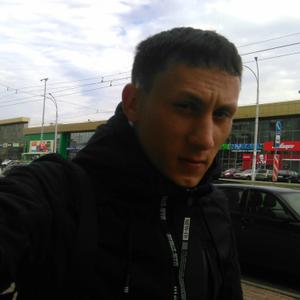 Парни в Кемерово: Антон, 31 - ищет девушку из Кемерово