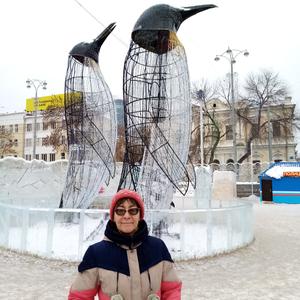 Девушки в Екатеринбурге: Марина, 62 - ищет парня из Екатеринбурга