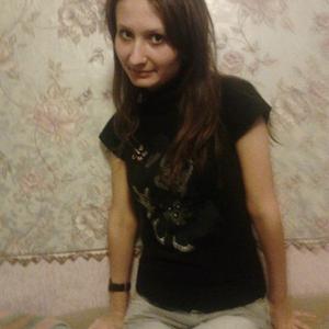 Девушки в Саратове: Юлия, 33 - ищет парня из Саратова