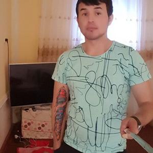 Лео, 23 года, Москва