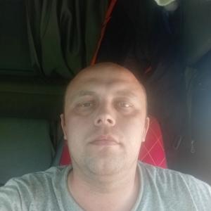 Парни в Рославле: Алексей, 36 - ищет девушку из Рославля
