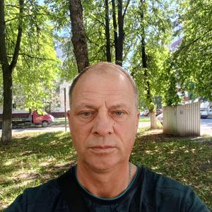 Парни в Нижнекамске: Сергей, 56 - ищет девушку из Нижнекамска