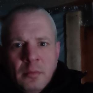 Парни в Жирновске: Dmitrii, 38 - ищет девушку из Жирновска