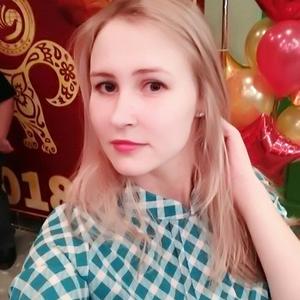 Девушки в Новосибирске: Кристина, 30 - ищет парня из Новосибирска