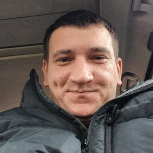 Виталий, 30 лет, Калининград