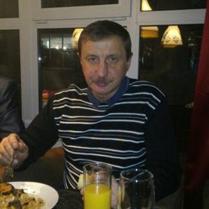 Парни в Ульяновске: Юрий, 59 - ищет девушку из Ульяновска