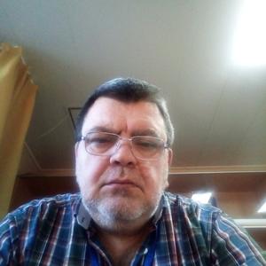 Александр, 66 лет, Мурманск