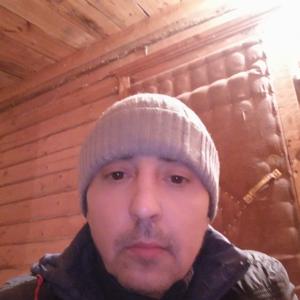 Парни в Казани (Татарстан): Ислам Ринатович Фазулзянов, 49 - ищет девушку из Казани (Татарстан)
