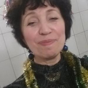 Любовь Зозуля, 66 лет, Камышин
