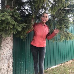 Девушки в Череповце: Ольга, 52 - ищет парня из Череповца