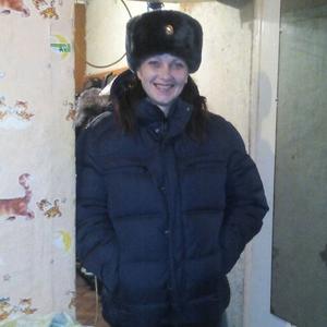 Девушки в Арсеньеве: Нина, 46 - ищет парня из Арсеньева