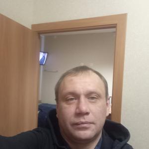 Парни в Томске: Константин, 46 - ищет девушку из Томска