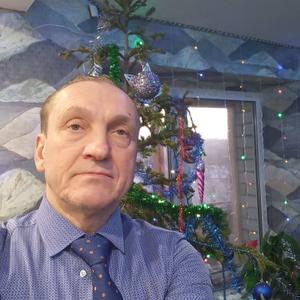 Парни в Екатеринбурге: Александр, 66 - ищет девушку из Екатеринбурга