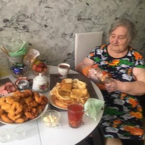 Девушки в Омске: Елена Котельникова, 57 - ищет парня из Омска