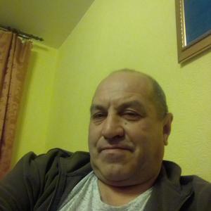 Парни в Череповце: Андрей, 53 - ищет девушку из Череповца