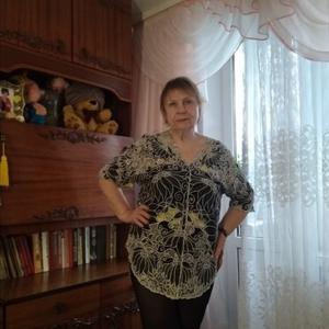 Девушки в Минске (Беларусь): Лариса, 68 - ищет парня из Минска (Беларусь)