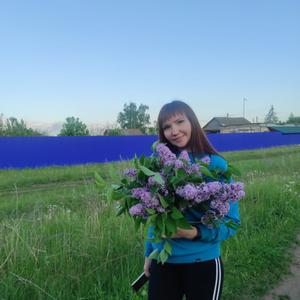 Девушки в Ульяновске: Надя, 33 - ищет парня из Ульяновска