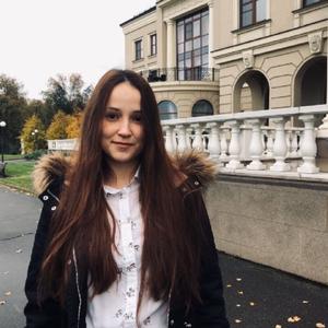 Девушки в Новосибирске: Лина, 28 - ищет парня из Новосибирска