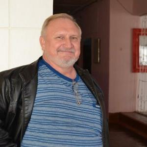 Юрий, 60 лет, Саратов