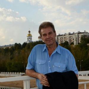 Парни в Санкт-Петербурге: Юрий, 68 - ищет девушку из Санкт-Петербурга