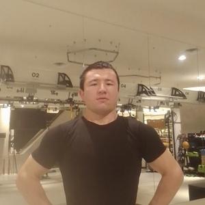 Хуршид, 23 года, Москва