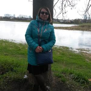 Девушки в Пскове: Анна, 57 - ищет парня из Пскова