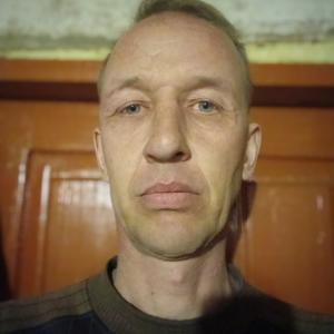Парни в Новомосковске: Семён, 45 - ищет девушку из Новомосковска