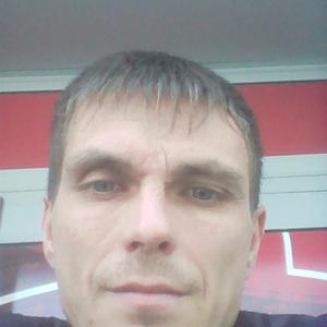 Парни в Шахты: Кирилл, 41 - ищет девушку из Шахты