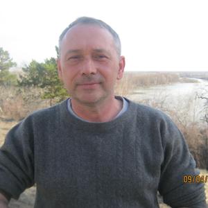 Николай, 60 лет, Семейка