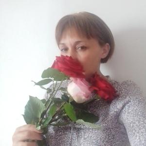 Девушки в Челябинске: Лина, 31 - ищет парня из Челябинска