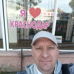 Парни в Краснодаре (Краснодарский край): Анатолий, 45 - ищет девушку из Краснодара (Краснодарский край)