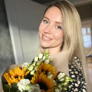 Карина, 33 года, Красноярск
