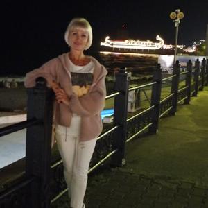 Девушки в Перми: Наталья, 47 - ищет парня из Перми