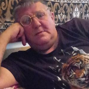 Олег, 61 год, Новосибирск