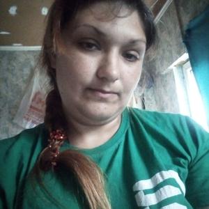 Девушки в Краснодаре (Краснодарский край): Adelina, 37 - ищет парня из Краснодара (Краснодарский край)