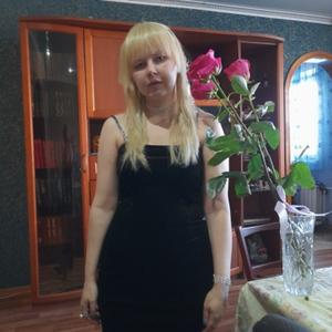 Девушки в Прокопьевске: Кристина Тюрина, 32 - ищет парня из Прокопьевска